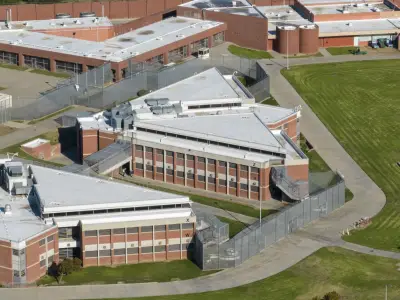 Mom visited her kid at juvenile hall and brought fentanyl along, authorities say