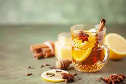 Extra Extra: Doctors say hot toddies are not medicine
